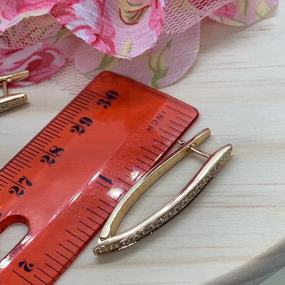 🌟 Gold Plated Earrings - Picture 4 of 4